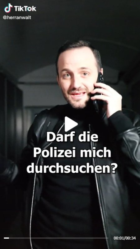 Beispiel TikTok Fragen: Herr Anwalt